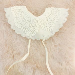 Beautiful lace bib. Sweet and so girly. 3 to 12m.